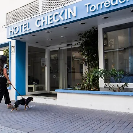 Checkin Hotel 3*