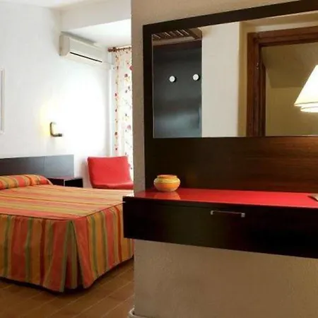 Checkin Hotel 3*